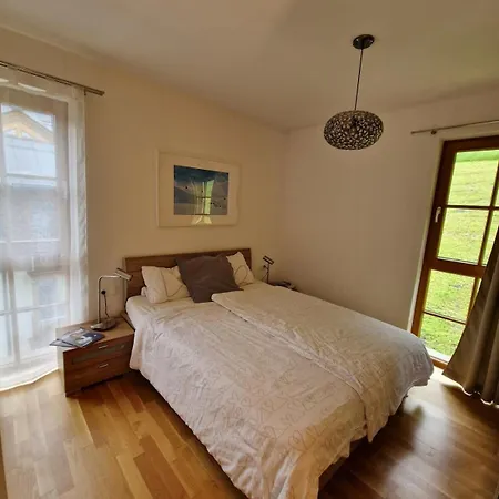 Claudia 5 Apartman *